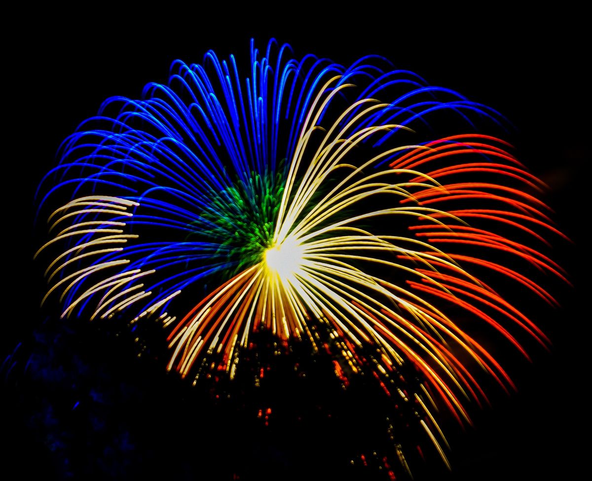 Feuerwerk über dem Grand Harbour in Valletta